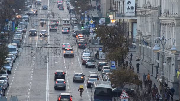 Forgalom Main Kiev City Street Ukrajna — Stock videók