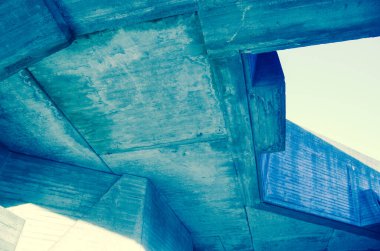 minimal geometrik şekiller, mimari çizgiler