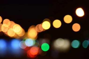 Bulanık soyut ışıklar gece şehrin arka planı