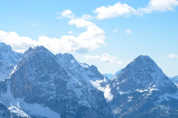 Alp manzarası, güzel dağlar.