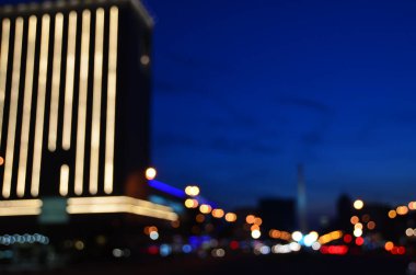 Bulanık soyut ışıklar gece şehrin arka planı