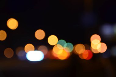 Bulanık soyut ışıklar gece şehrin arka planı