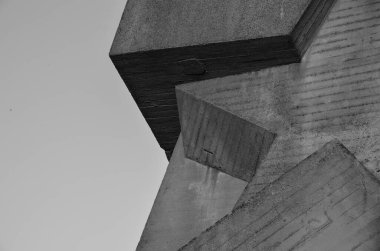 minimal geometrik şekiller, mimari çizgiler