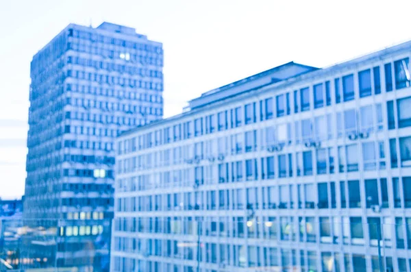 Şehirdeki modern binaların görünüşü