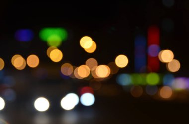 Bulanık soyut ışıklar gece şehrin arka planı