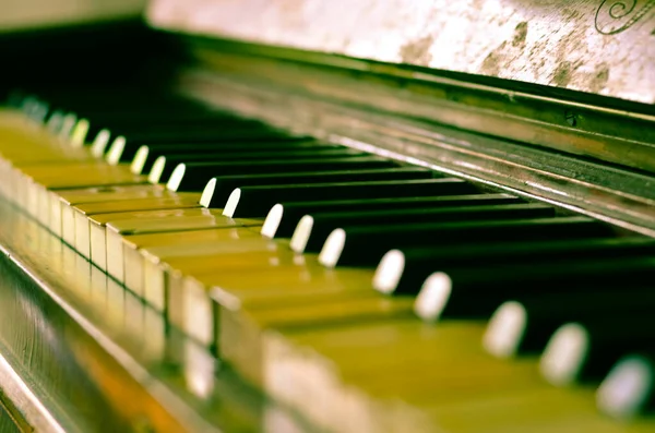 Vintage Piano Nahaufnahme Hintergrund Der Konzeptkunst — Stockfoto