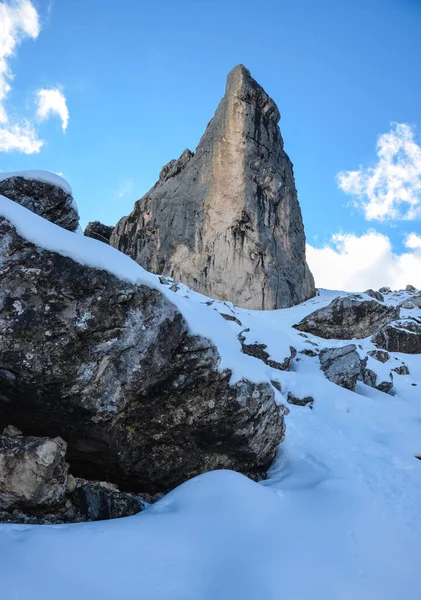 Dağların manzarası, doğa arkaplanı