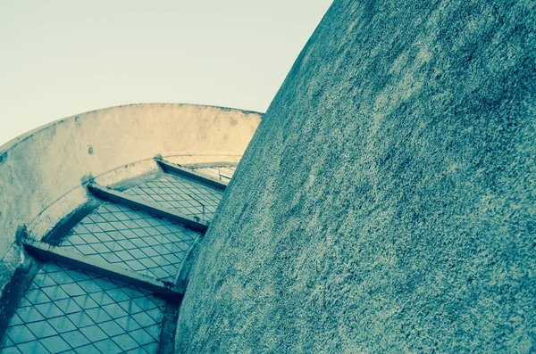 Kyiv Krematoryum ön cephe detayları, Baikove Mezarlığı