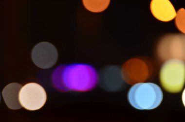 Bulanık soyut ışıklar gece şehrin arka planı