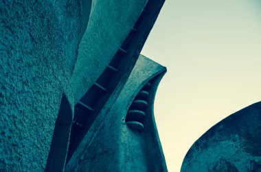 Kyiv Krematoryum ön cephe detayları, Baikove Mezarlığı