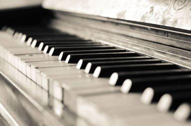 Klasik piyano. Yakın plan çekim. Kavramsal sanat arkaplanı