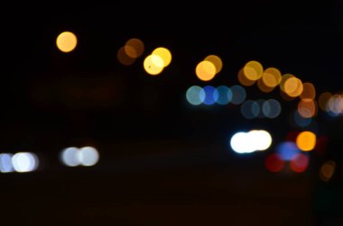 Bulanık soyut ışıklar gece şehrin arka planı