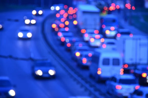 Stadt Abend Mit Autos Bewegung Verschwommenes Licht Viel Befahrener Autobahn — Stockfoto