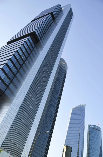 Geometrik mimari binalar tasarımı