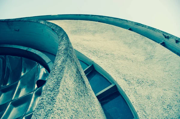 Kyiv Krematoryum ön cephe detayları, Baikove Mezarlığı