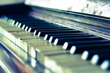 Klasik piyano. Yakın plan çekim. Kavramsal sanat arkaplanı