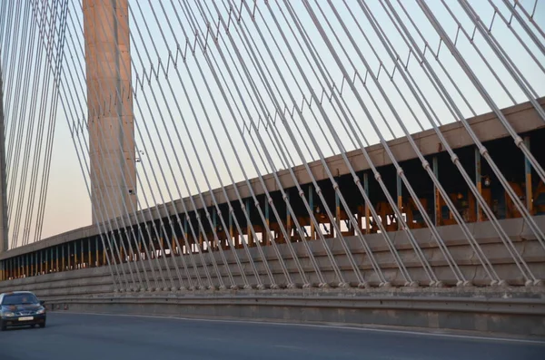 modern yüksek köprü, kentsel mimari kavramı