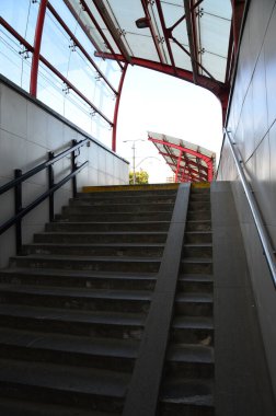 Yeraltı geçidi, mimari yapı çekimi