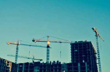 Şehirdeki modern binaların görünüşü