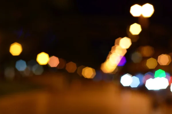 Bulanık soyut ışıklar gece şehrin arka planı