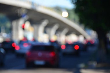 Yol trafiğinin, Kyiv 'in, Ukrayna' nın odaksız görüntüsü