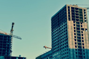 Şehirdeki modern binaların görünüşü