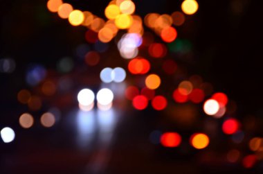 Bulanık soyut ışıklar gece şehrin arka planı