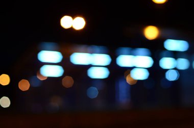 Bulanık soyut ışıklar gece şehrin arka planı