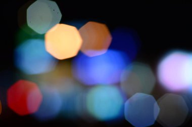 Bulanık soyut ışıklar gece şehrin arka planı