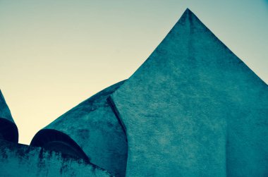 Kyiv Krematoryum ön cephe detayları, Baikove Mezarlığı