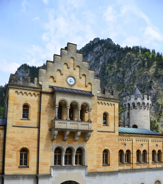 Castelo Velho Com Torre Tiro Arquitetônico — Fotografia de Stock