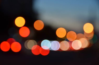 Bulanık soyut ışıklar gece şehrin arka planı