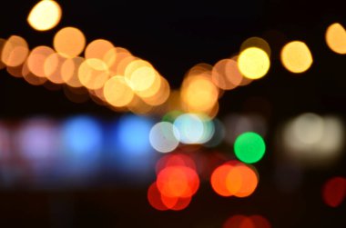 Bulanık soyut ışıklar gece şehrin arka planı