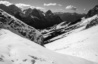 Alp manzarası, güzel dağlar.