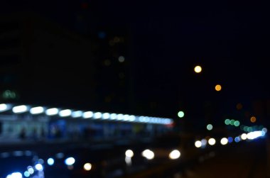 Bulanık soyut ışıklar gece şehrin arka planı