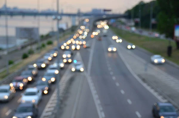 Blick Auf Die Stadt Mit Autos Bewegung Verschwommenes Licht Viel — Stockfoto