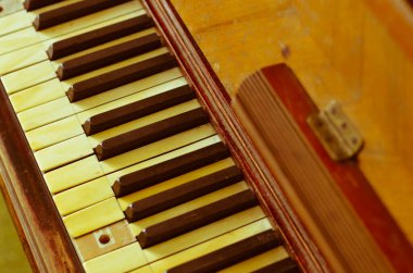 Klasik piyano. Yakın plan çekim. Kavramsal sanat arkaplanı