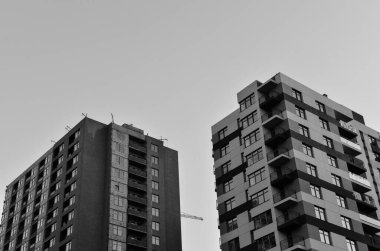 Şehirdeki modern binaların görünüşü