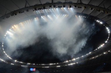 Bulanık soyut ışıklar gece şehrin arka planı