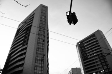 Bulanık şehir. Renkli soyut arkaplan