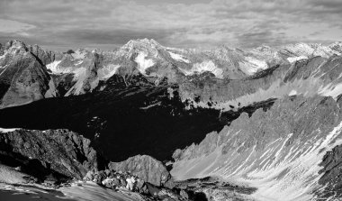 Dağların manzarası, doğa arkaplanı