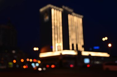 Bulanık soyut ışıklar gece şehrin arka planı