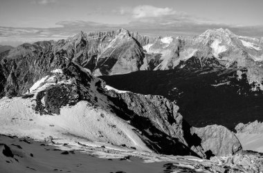 Dağların manzarası, doğa arkaplanı