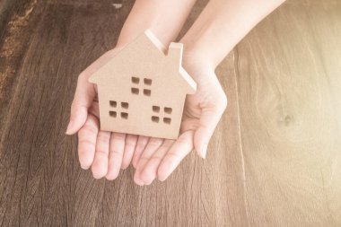 Ev ev ipotek konsepti