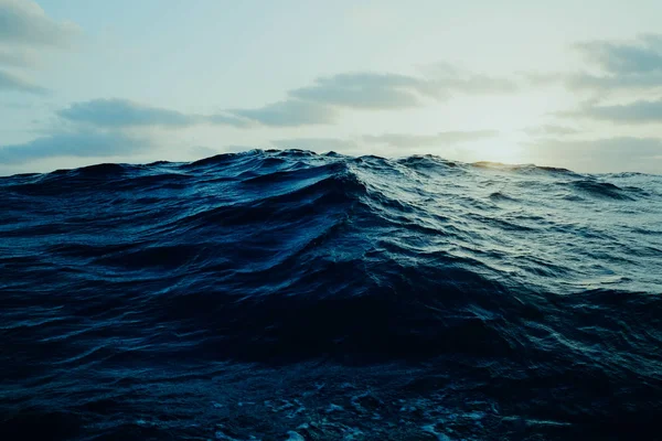 西班牙加那利群岛拉格拉乔萨 2015年11月18日 从帆船上看到远在海洋的大浪 — 图库照片