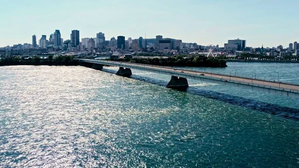 Luchtfoto Drone Foto Van Montreal Met Bruggen Wolkenkrabbers Achtergrond Aan — Stockfoto