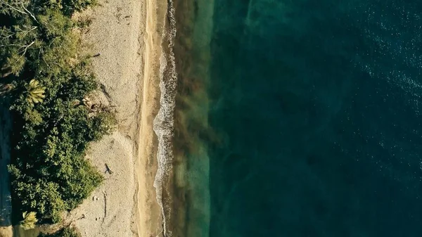 Deslumbrante Drone Aéreo Imagem Geométrica Mínima Uma Costa Oceânica Tropical — Fotografia de Stock