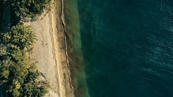 Impresionante Avión Tripulado Aérea Imagen Geométrica Mínima Una Remota Costa — Foto de Stock