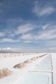 Salzgewinnungsbecken in salinas grandes, Argentinien