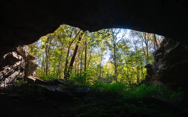 Jaskinia Russell National Monument — Zdjęcie stockowe
